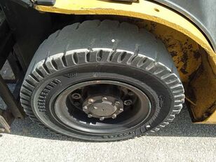 柴油叉车 Caterpillar DP25N
