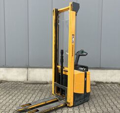 托盘堆垛机 Jungheinrich ERC Z214